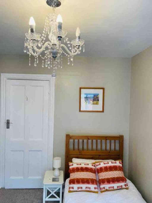 Rockferry 3 Bed Central Apartment + Parking Permit Dartmouth Ngoại thất bức ảnh